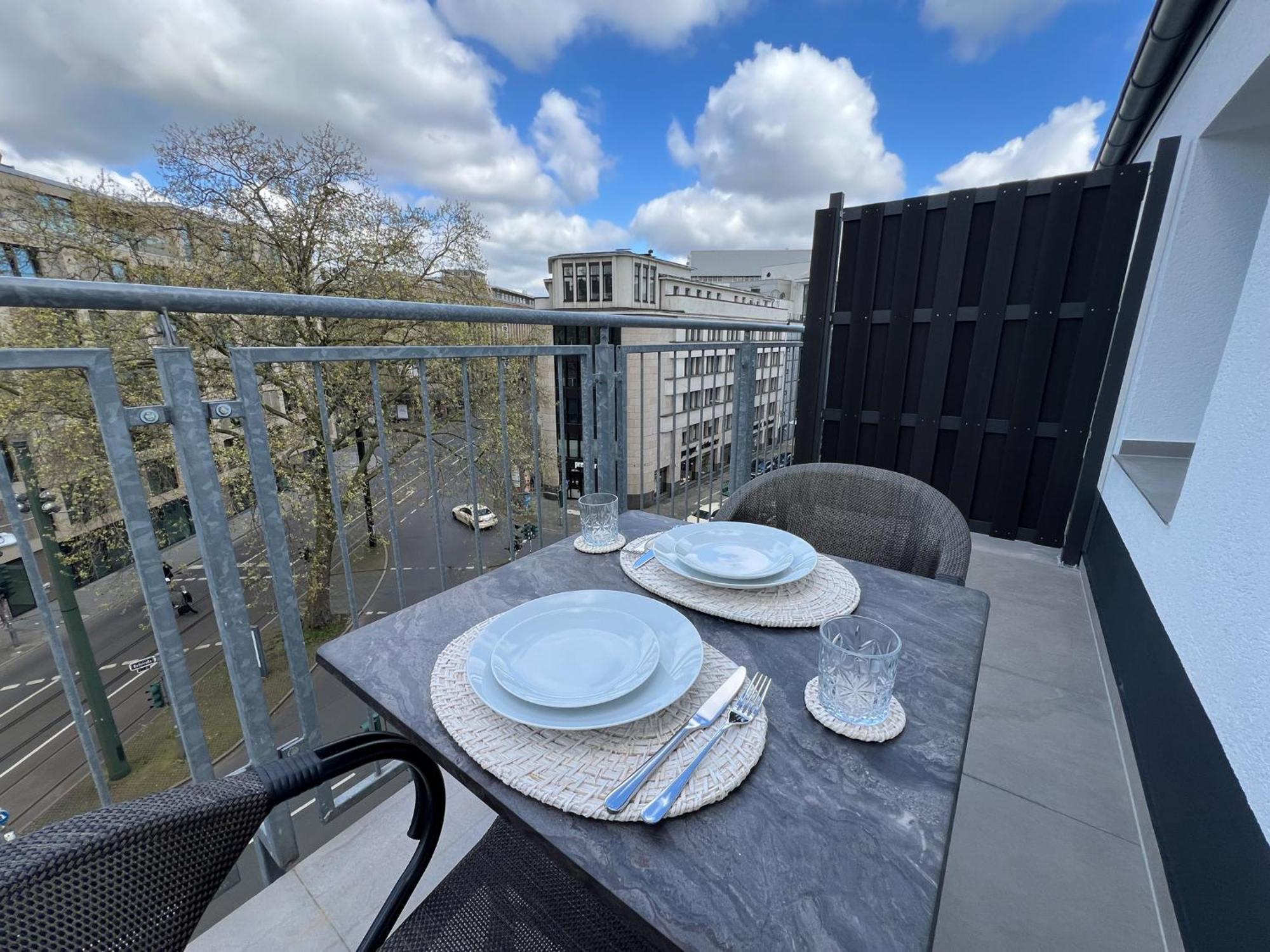 Apartment Duesseldorf City Eksteriør billede