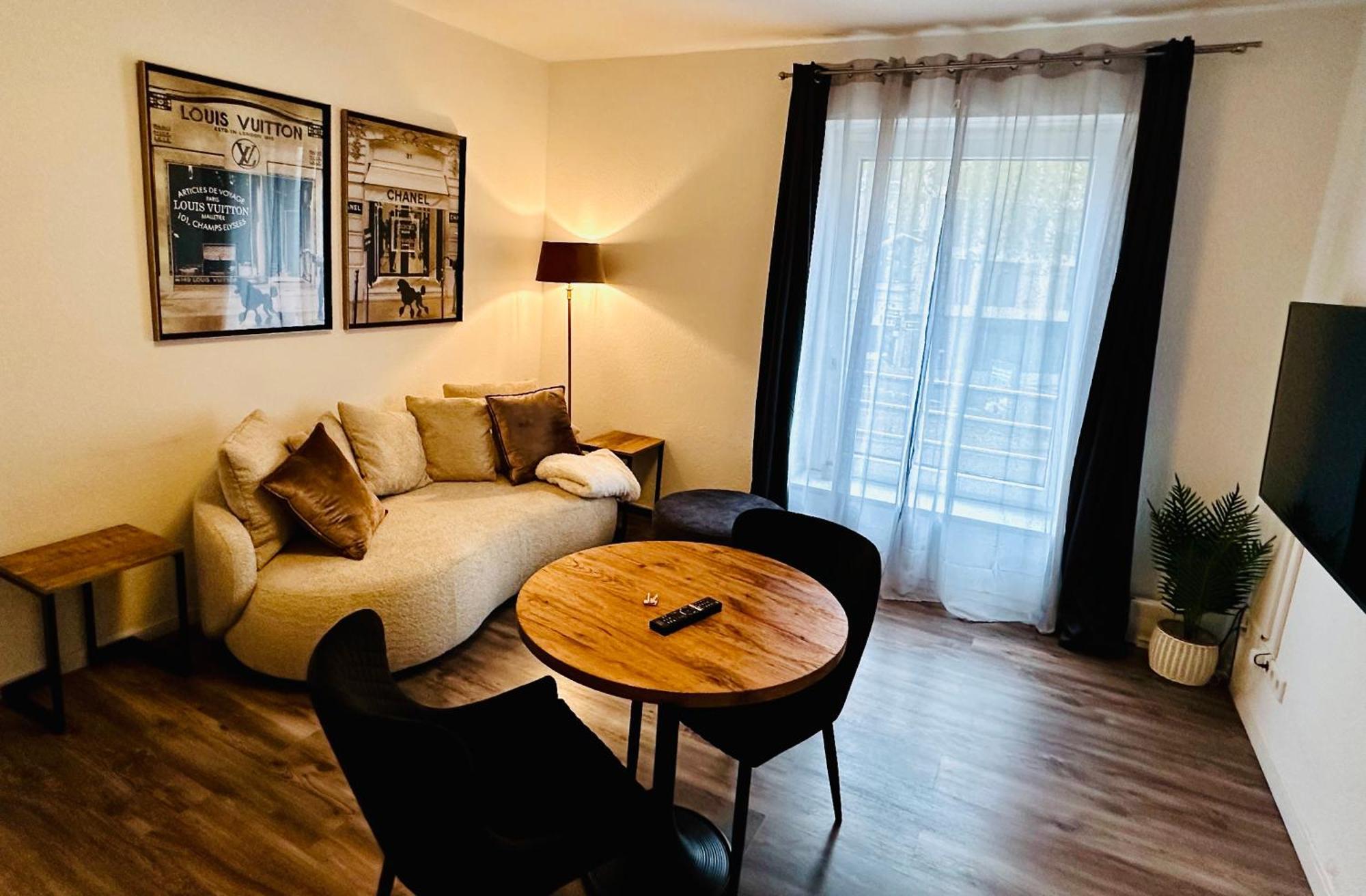 Apartment Duesseldorf City Eksteriør billede